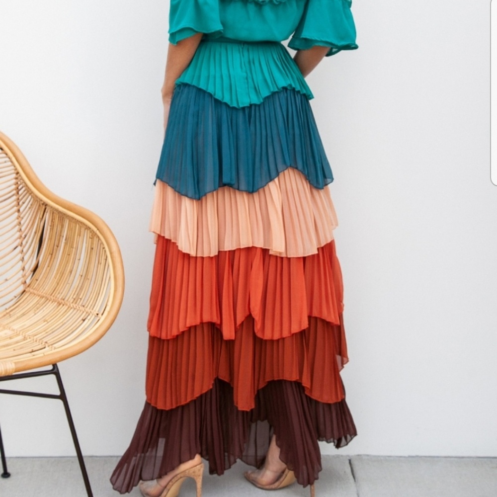 Fall Layered Skirt Medium - Picture 2 of 6